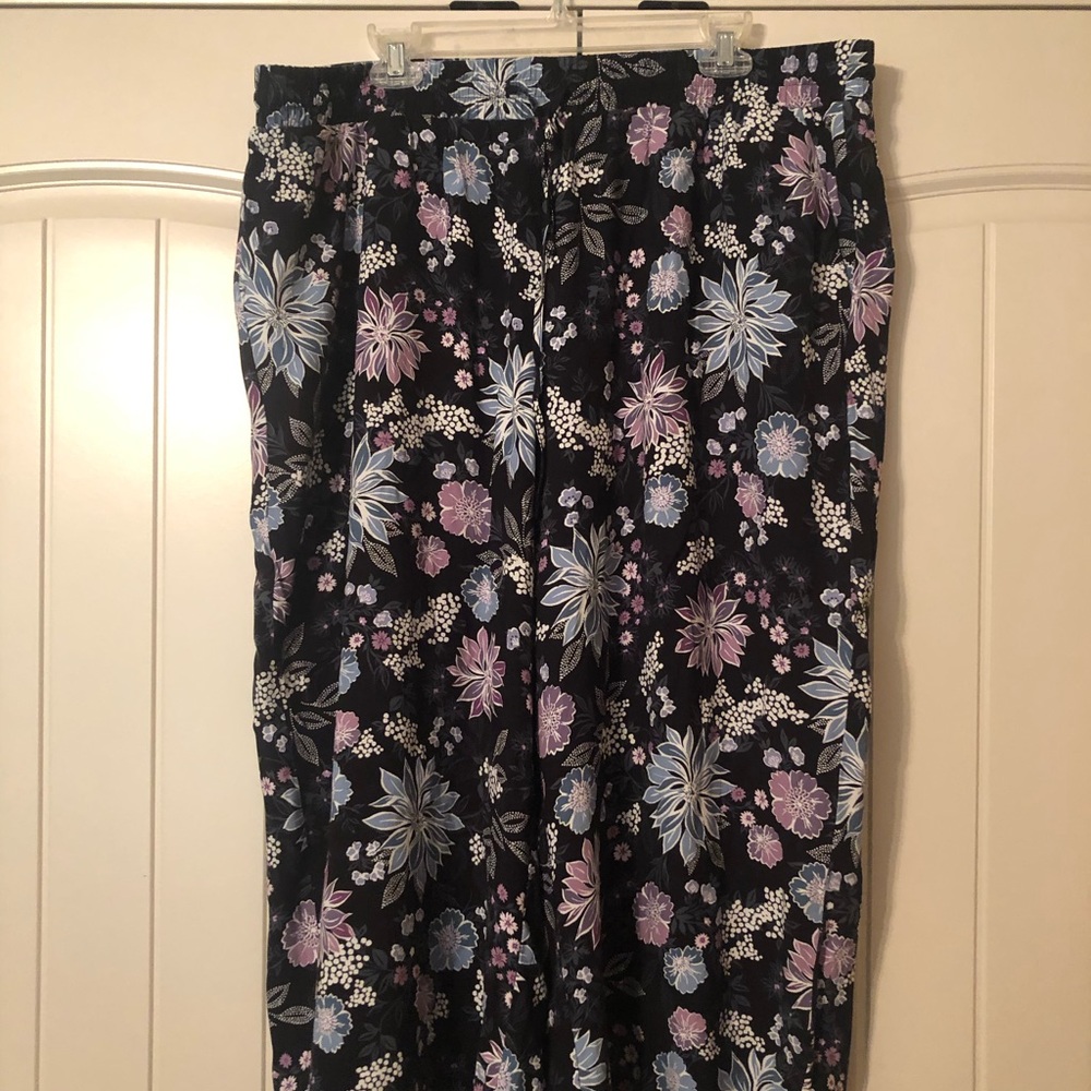 LOFT Plus Garden Fluid Drawstring Pants